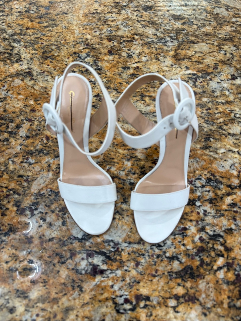 Gianvito Rossi White Ankle-Strap Sandals sz38.5